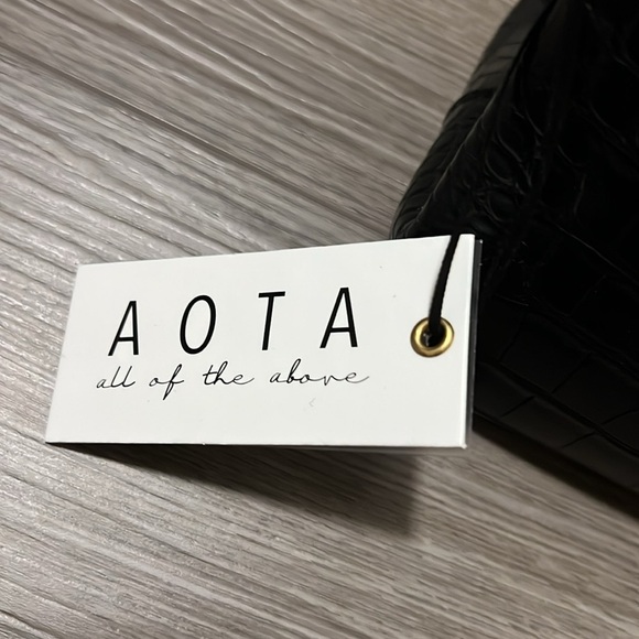 AOTA Elegant Black Vegan Leather Bag - Picture 5 of 12